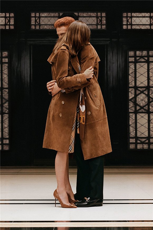 Burberry仍在转型,下一步是关店铺